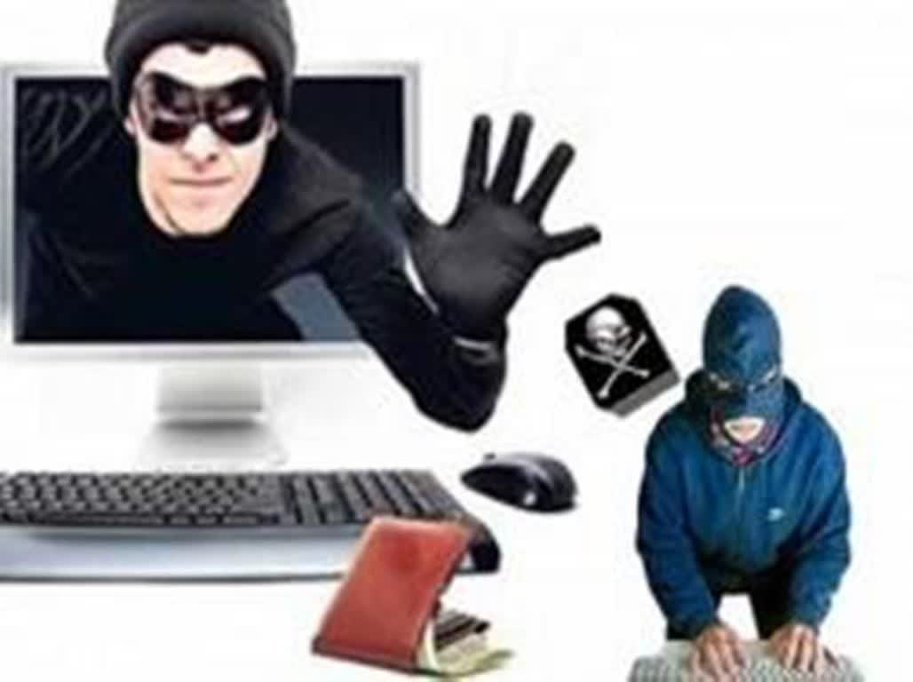 کلاهبردار سايت ديوار با شگرد تعويض کارت بانکي دستگير شد